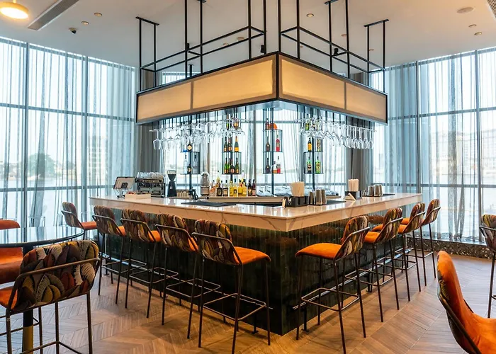 Black Diamond Hotel