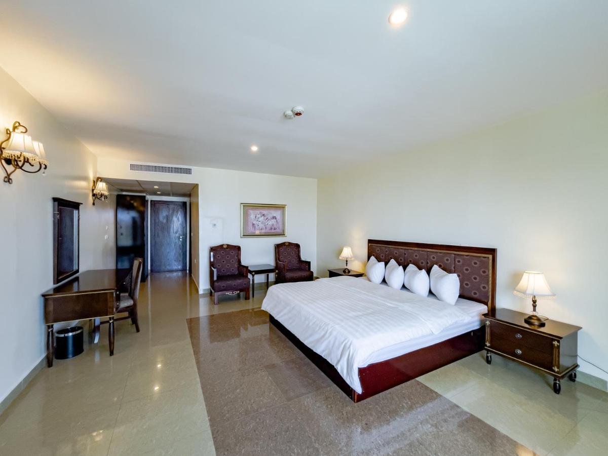 Black Diamond 4* Lagos