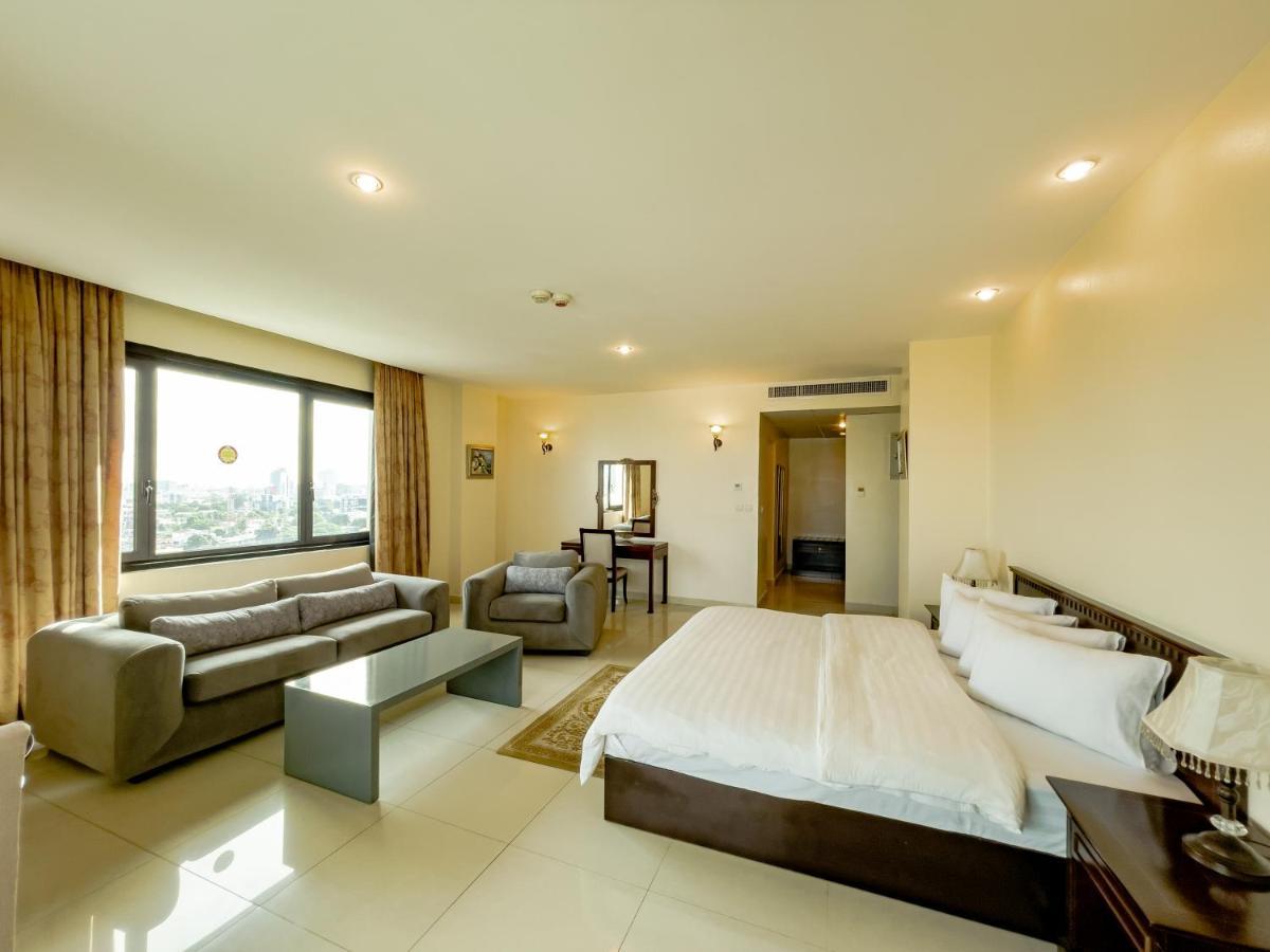 Black Diamond Отель 4*